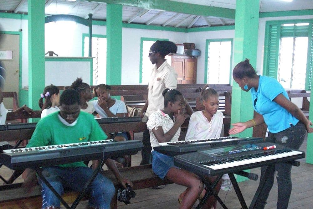 JAMAICA SCHOOL 01